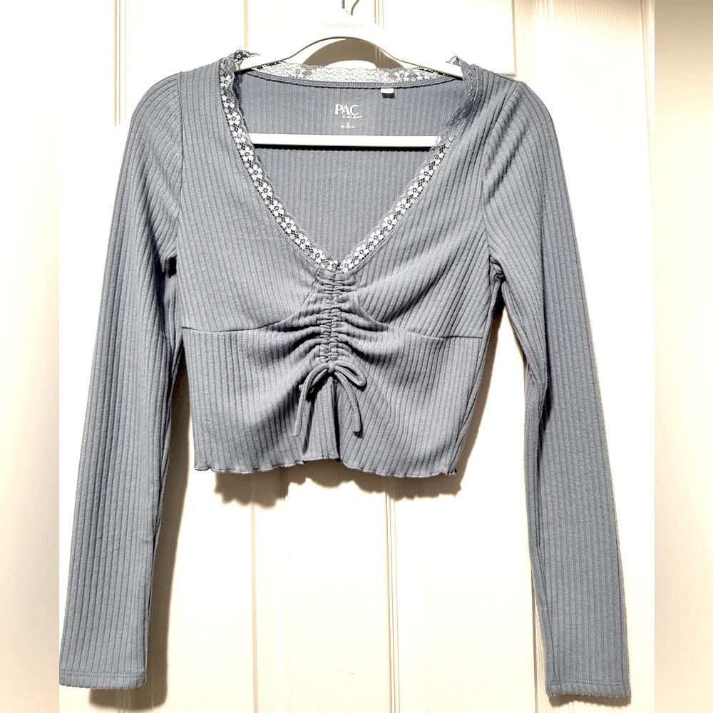 PacSun Women’s Top Size Small and cute blue color with detailed font design.